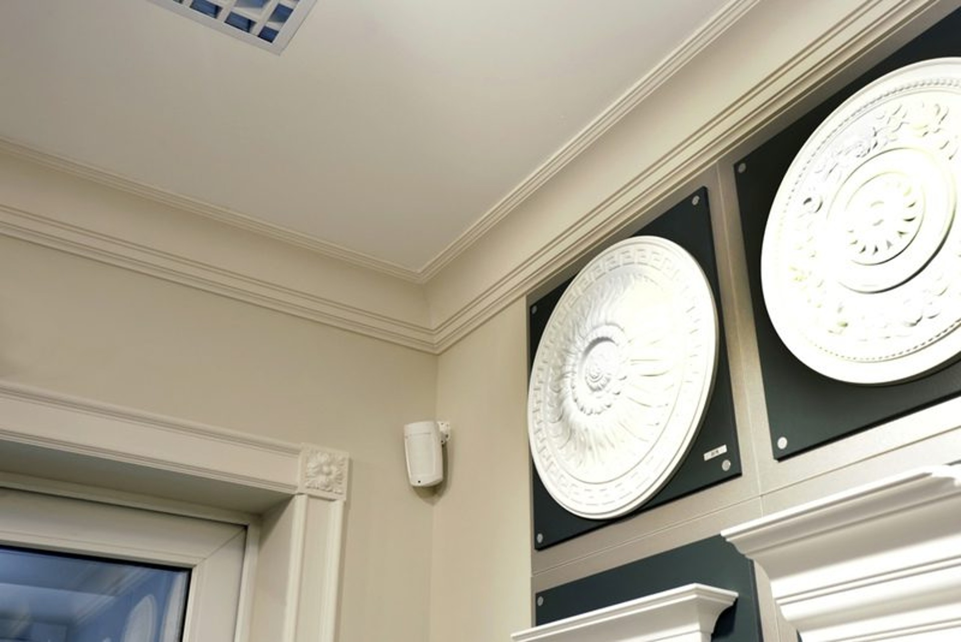 Ampir Decor Store Renovation